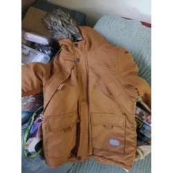 Blouson moutarde TAILLE 6 Ans