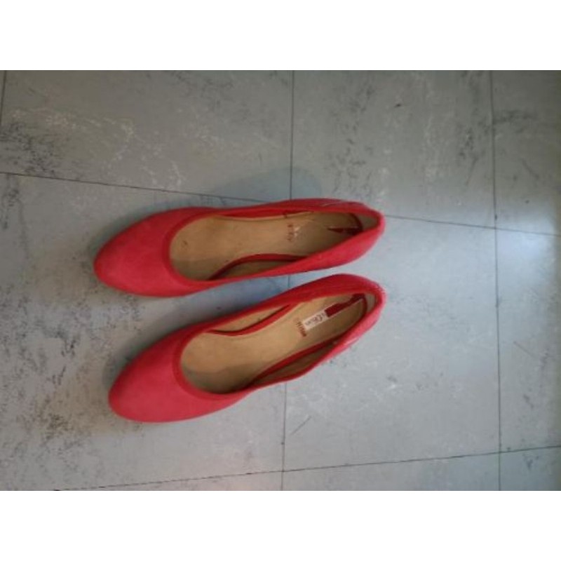 Chaussures rouges  42
