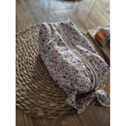 Trousse fleuri rose